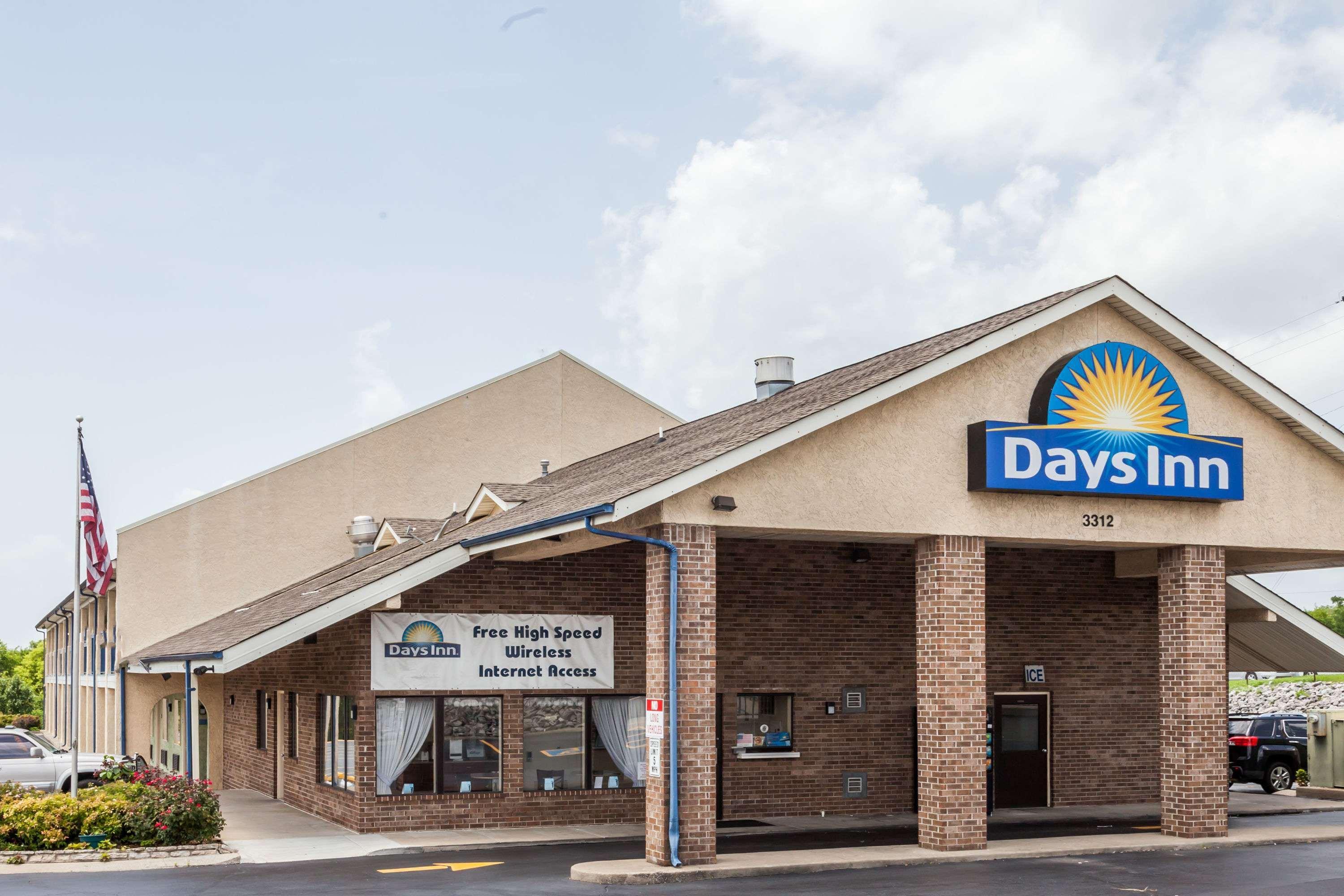 Days Inn By Wyndham Nashville N Opryland/Grand Ole Opry Exterior photo