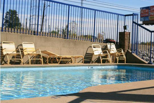 Days Inn By Wyndham Nashville N Opryland/Grand Ole Opry Exterior photo